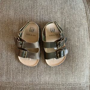 Camo Birkenstock Style Sandles Size 6-12 mo